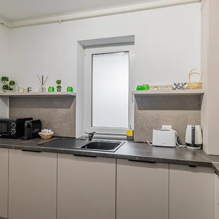 Apartment Luxury Residences & In At Coresi Mall
