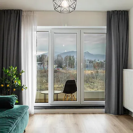Luxury Residences & In At Coresi Mall Apartment Brasov