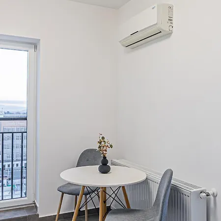 Luxury Residences & In At Coresi Mall