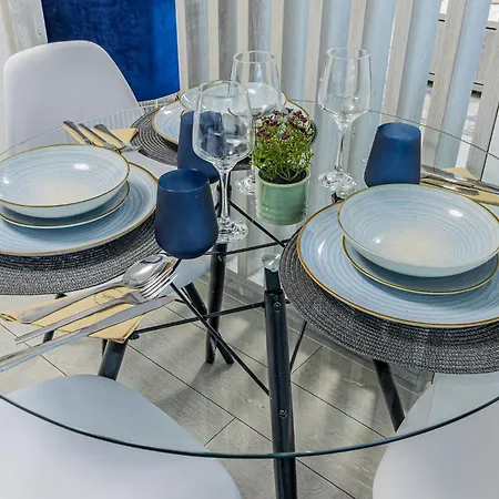 Апартаменты Luxury Residences & In At Coresi Mall Брашов