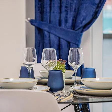 Luxury Residences & In At Coresi Mall * Брашов