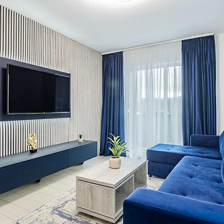 Luxury Residences & In At Coresi Mall Apartment Brasov
