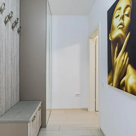 Luxury Residences & In At Coresi Mall Brasov
